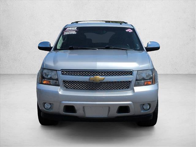 Used 2013 Chevrolet Suburban LTZ RWD image 3
