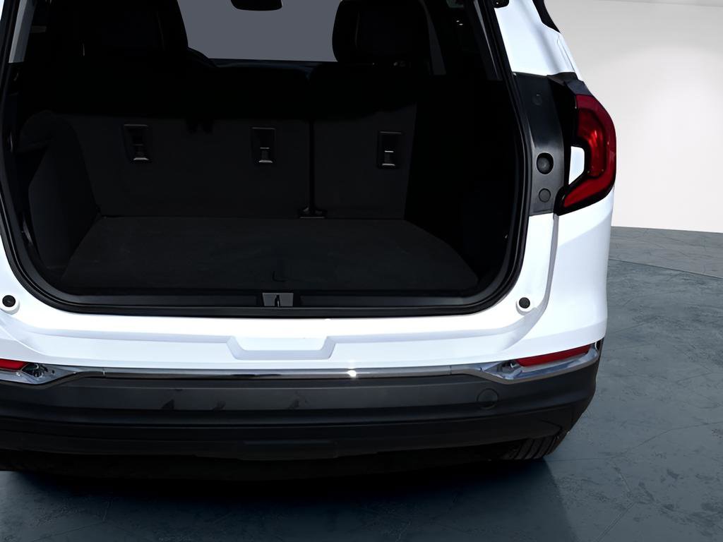 Used 2021 GMC Terrain SLT image 8