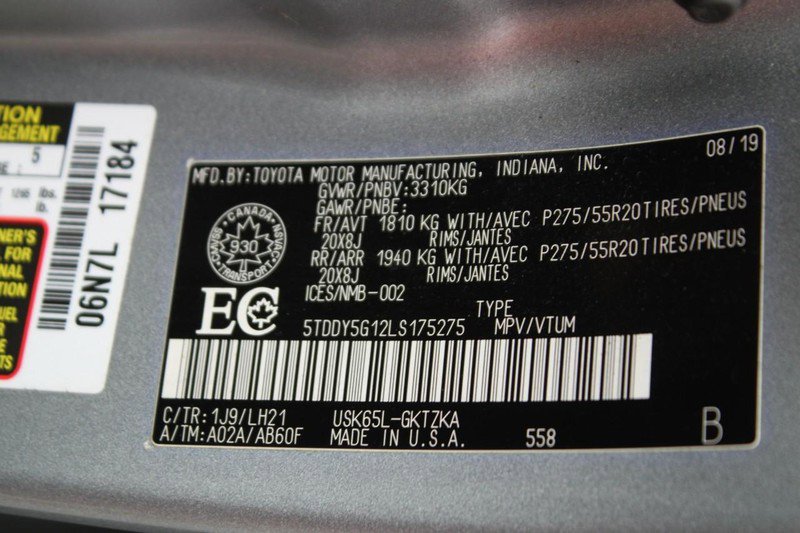 Used 2020 Toyota Sequoia Platinum image 19