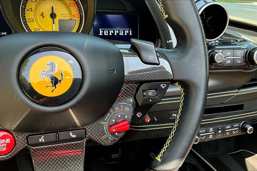 Used 2022 Ferrari F8 Tributo RWD image 12