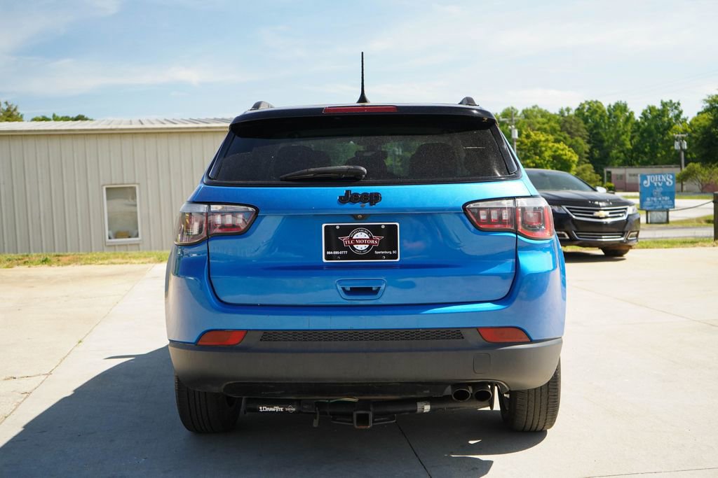 Used 2019 Jeep Compass Latitude FWD image 19