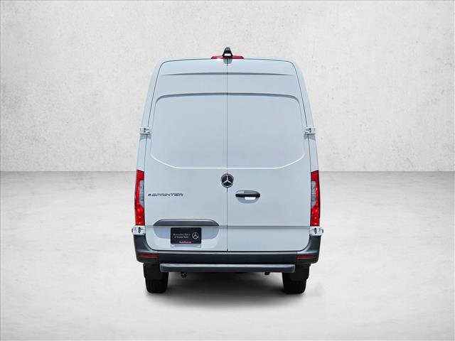 Used 2024 Mercedes-Benz eSprinter 170 Cargo image 8
