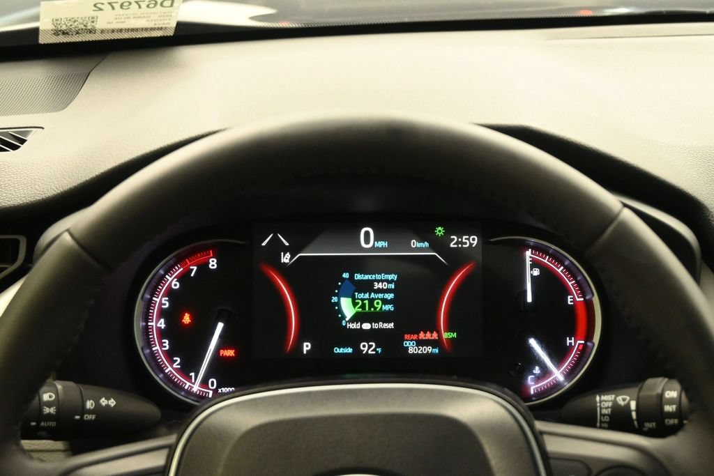 Used 2020 Toyota RAV4 Limited FWD image 9