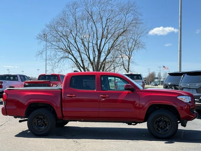 Used 2020 Toyota Tacoma SR AWD/4WD image 32