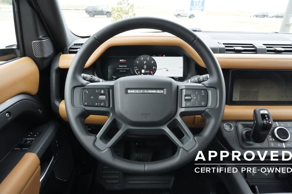Used 2024 Land Rover Defender 90 X-Dynamic SE AWD/4WD image 10
