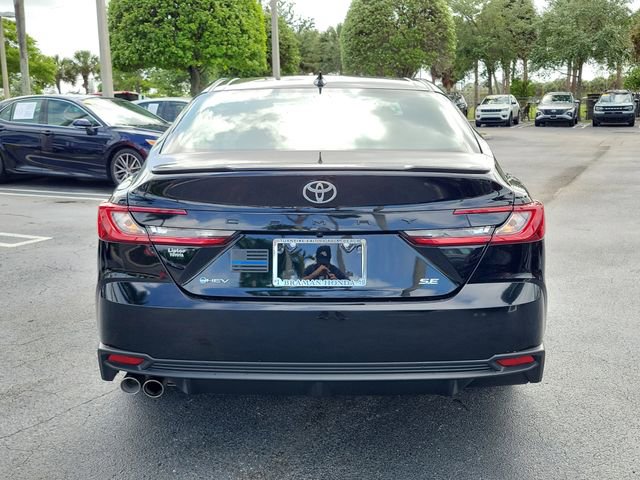 Used 2026 Toyota Camry SE w/ Multimedia Upgrade Package FWD image 5