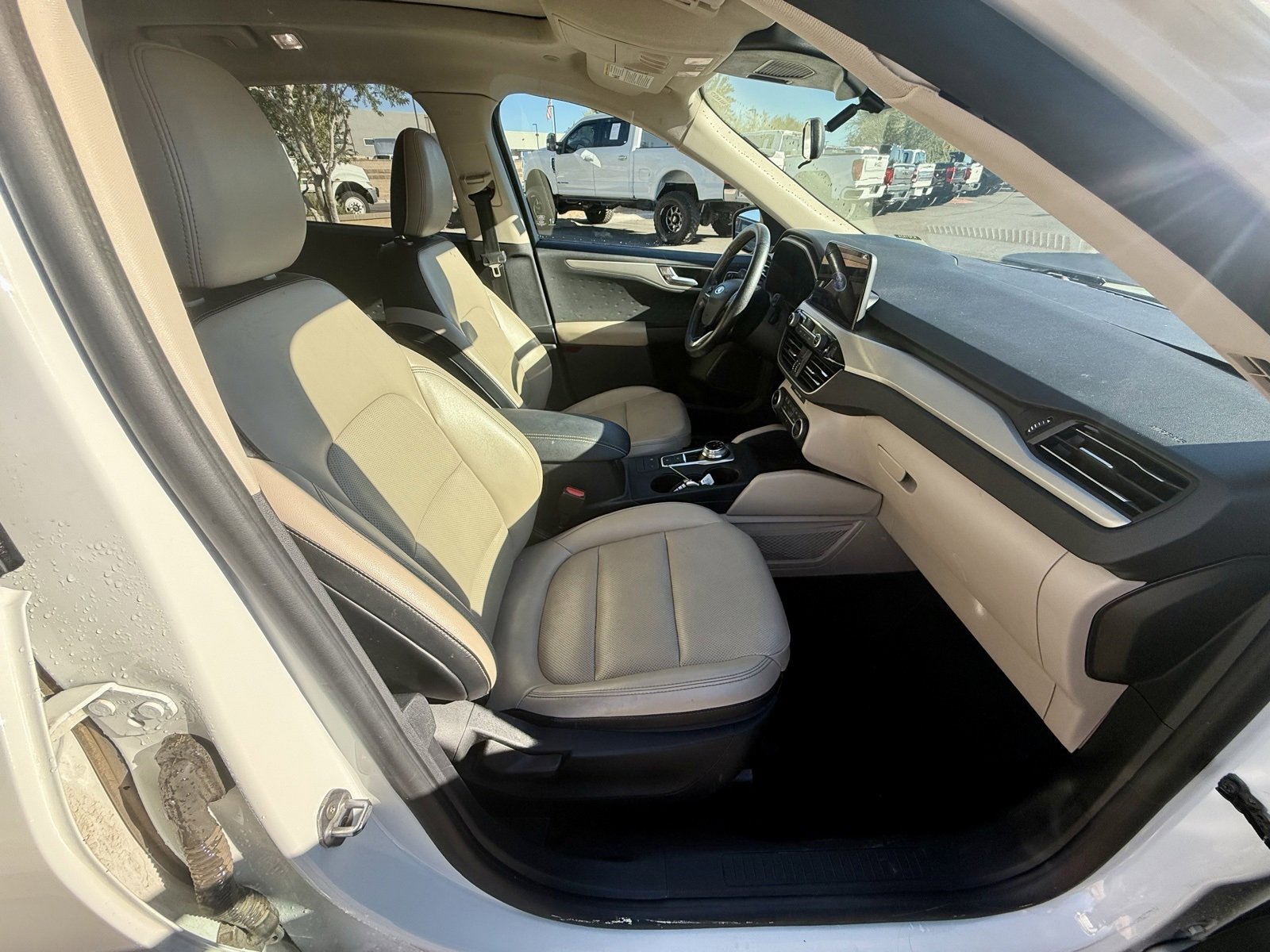 Used 2020 Ford Escape SEL image 13