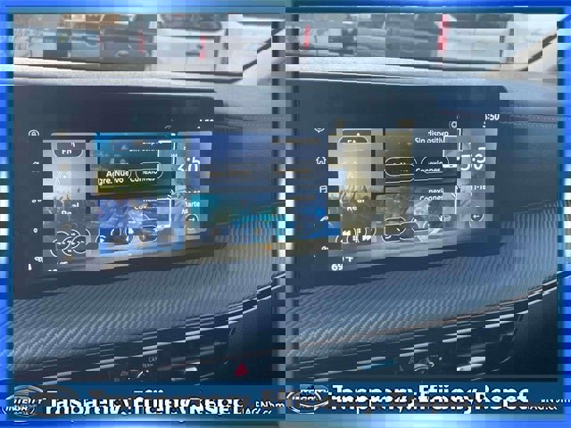 Certified 2025 Nissan Kicks SR image 27