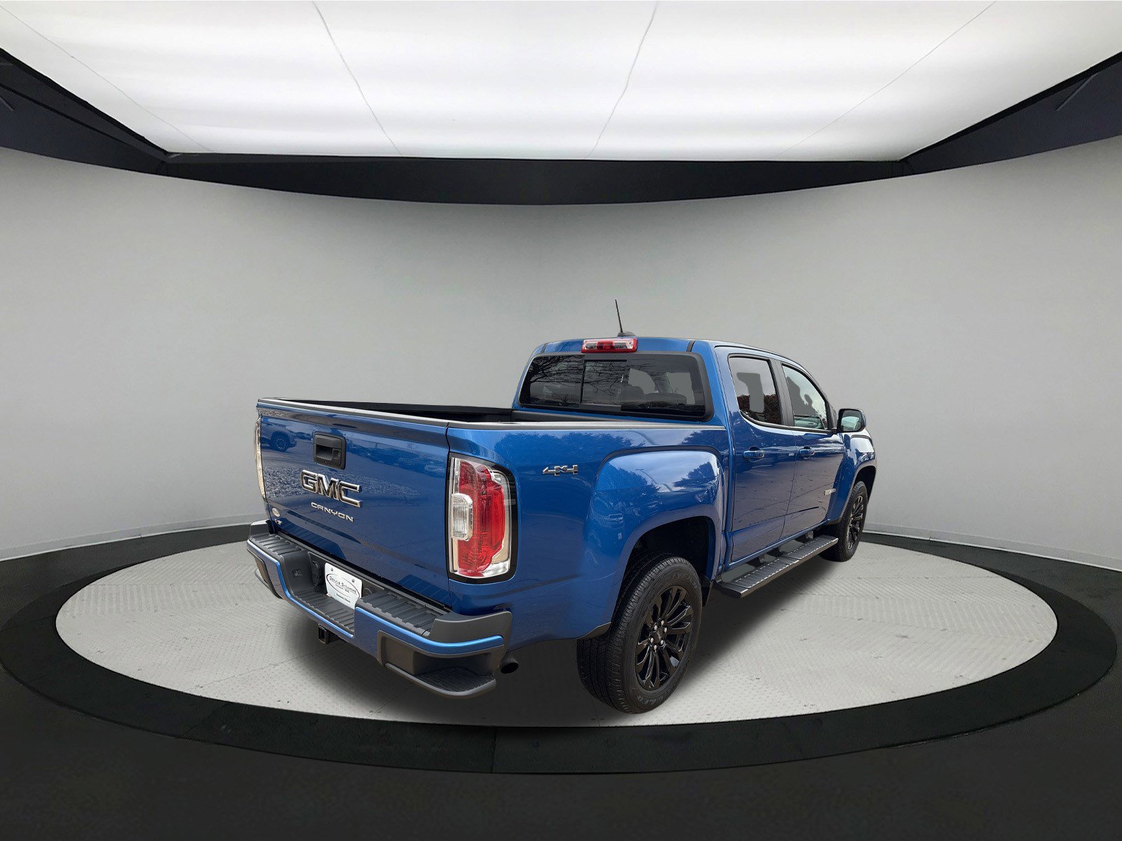 Used 2022 GMC Canyon Elevation w/ Elevation Premium Package image 7