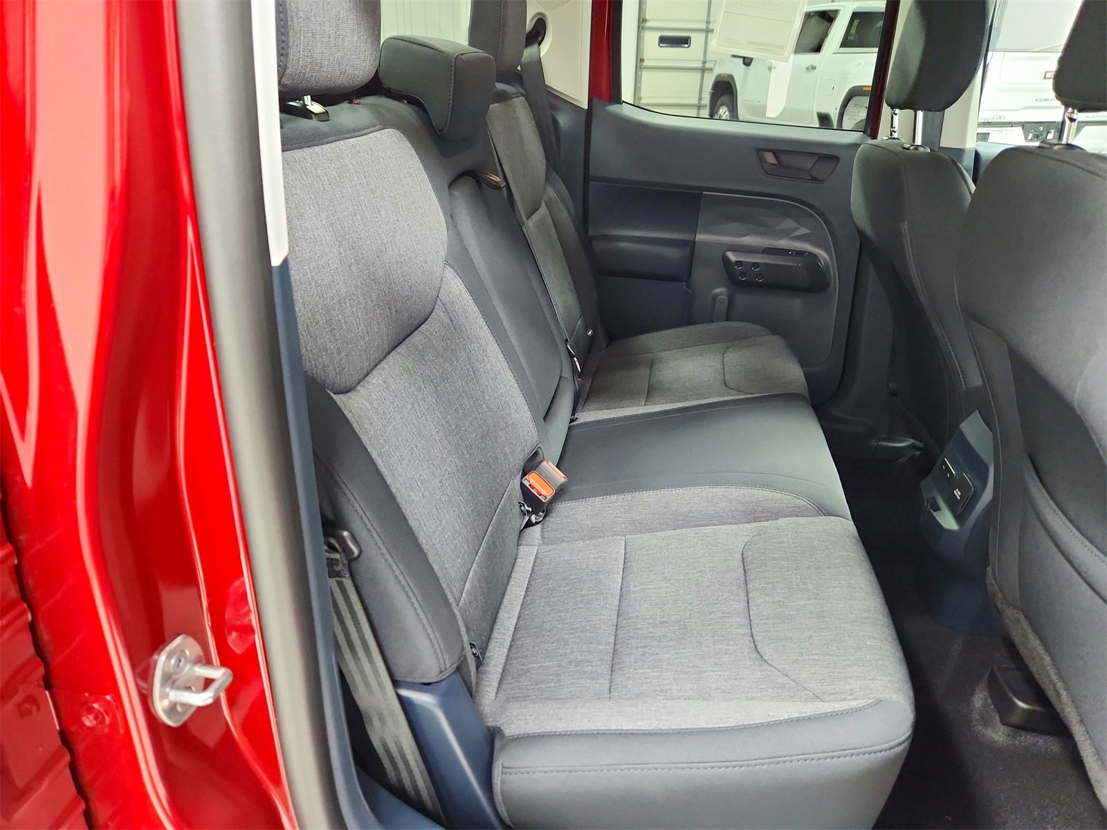 New 2025 Ford Maverick XLT w/ XLT Luxury Package image 40