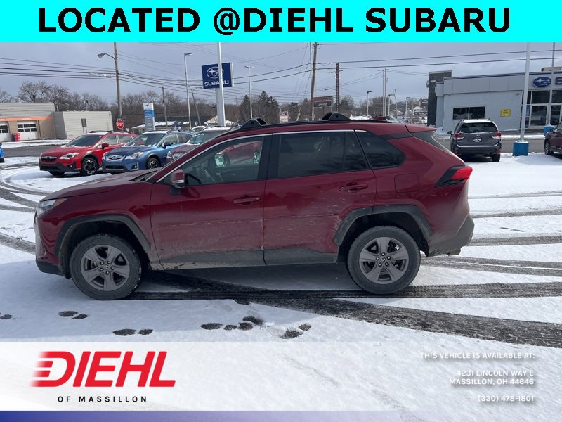 Used 2022 Toyota RAV4 XLE w/ Convenience Package image 4