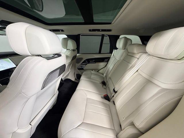Used 2025 Land Rover Range Rover Autobiography AWD/4WD image 27