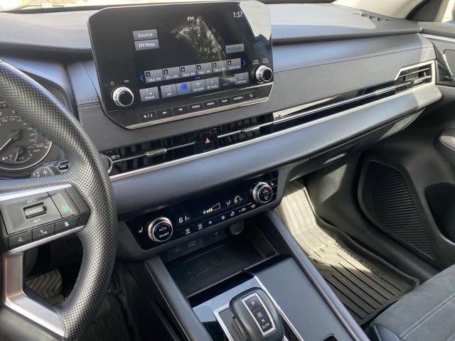 Used 2024 Mitsubishi Outlander SE image 29