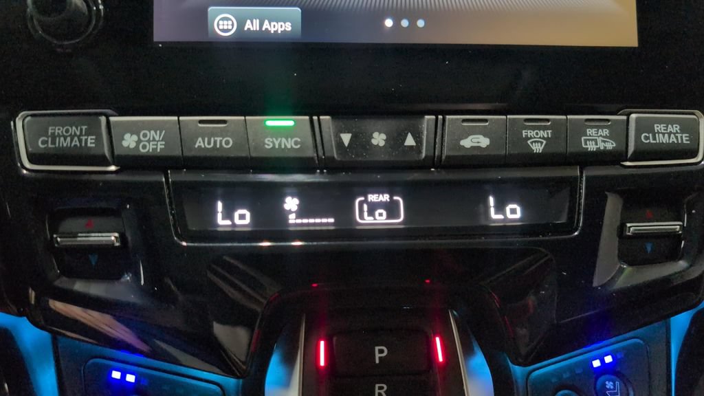 Used 2024 Honda Odyssey Elite image 15