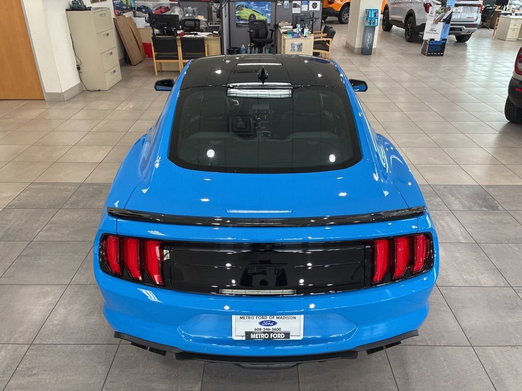Used 2022 Ford Mustang GT Premium w/ Equipment Group 401A RWD image 9