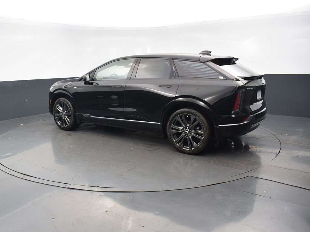 New 2026 Cadillac Optiq Sport 2 w/ LPO, Floor Liner Package image 3
