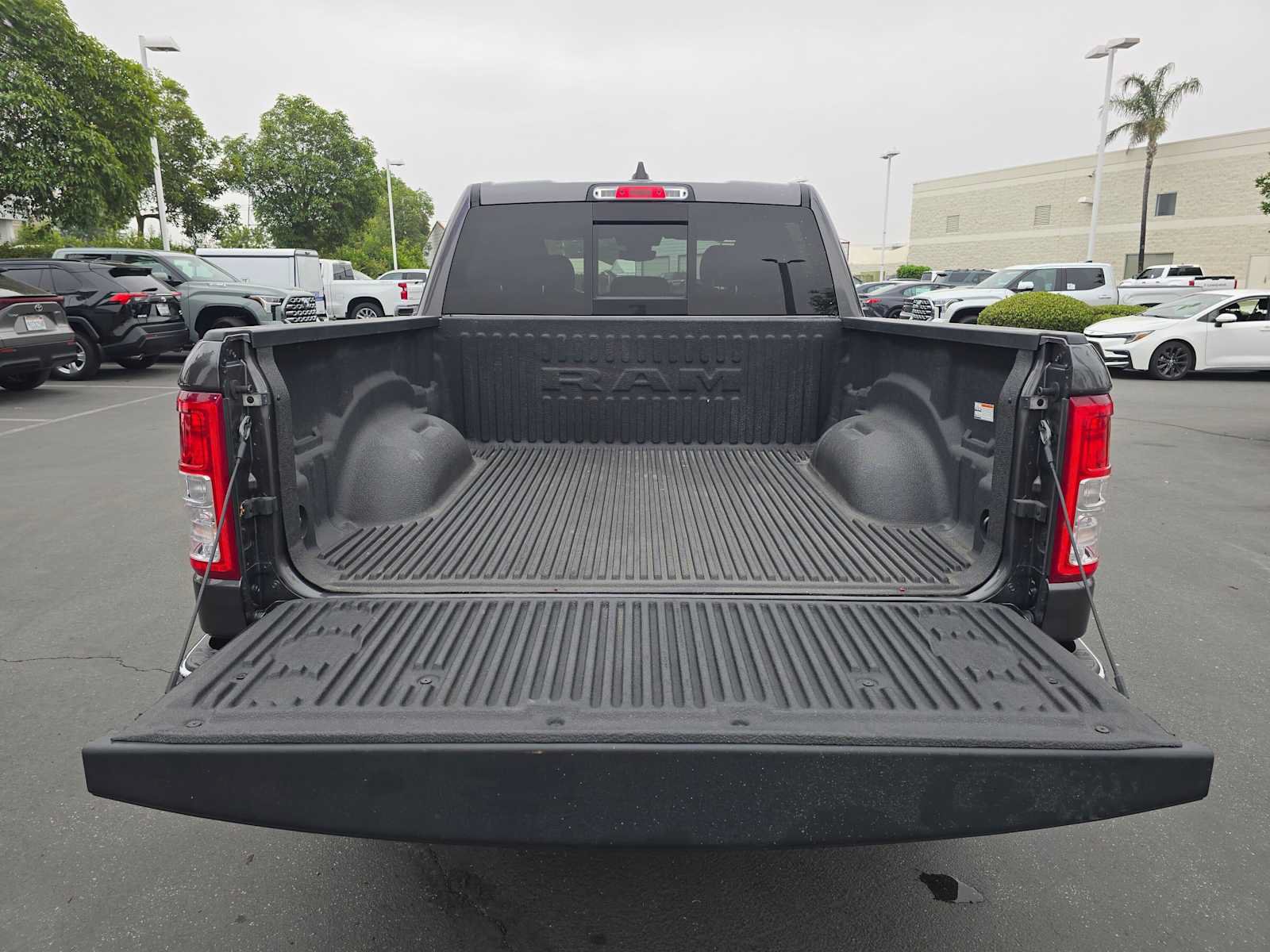 Used 2023 RAM 1500 Big Horn AWD/4WD image 16