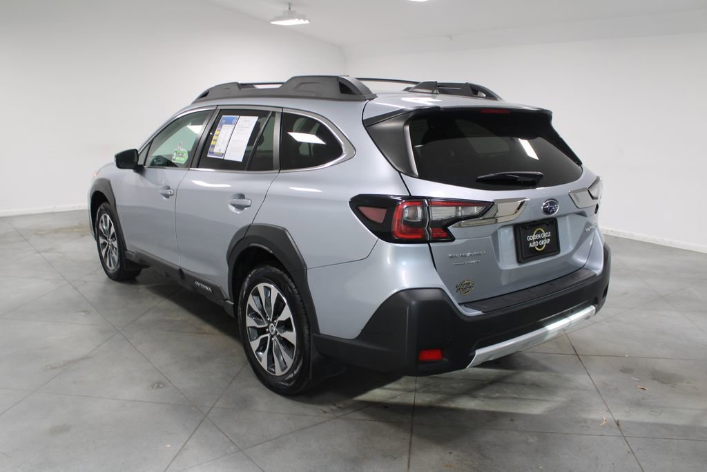Used 2023 Subaru Outback Limited image 7