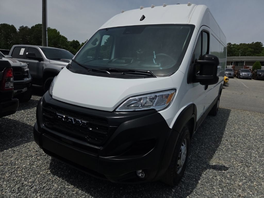 Used 2026 RAM ProMaster 2500 w/ Convenience Group FWD image 1