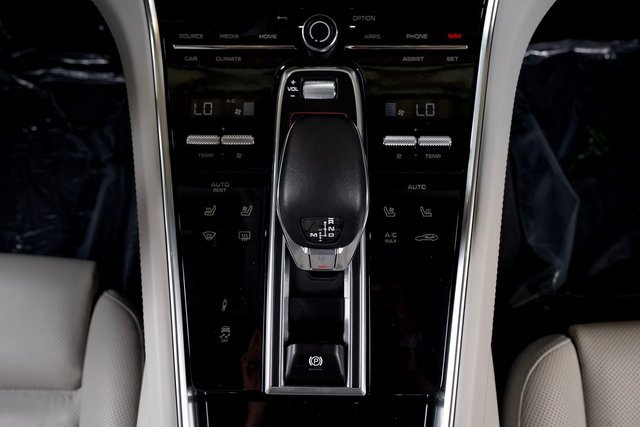 Used 2023 Porsche Panamera Turbo S image 38