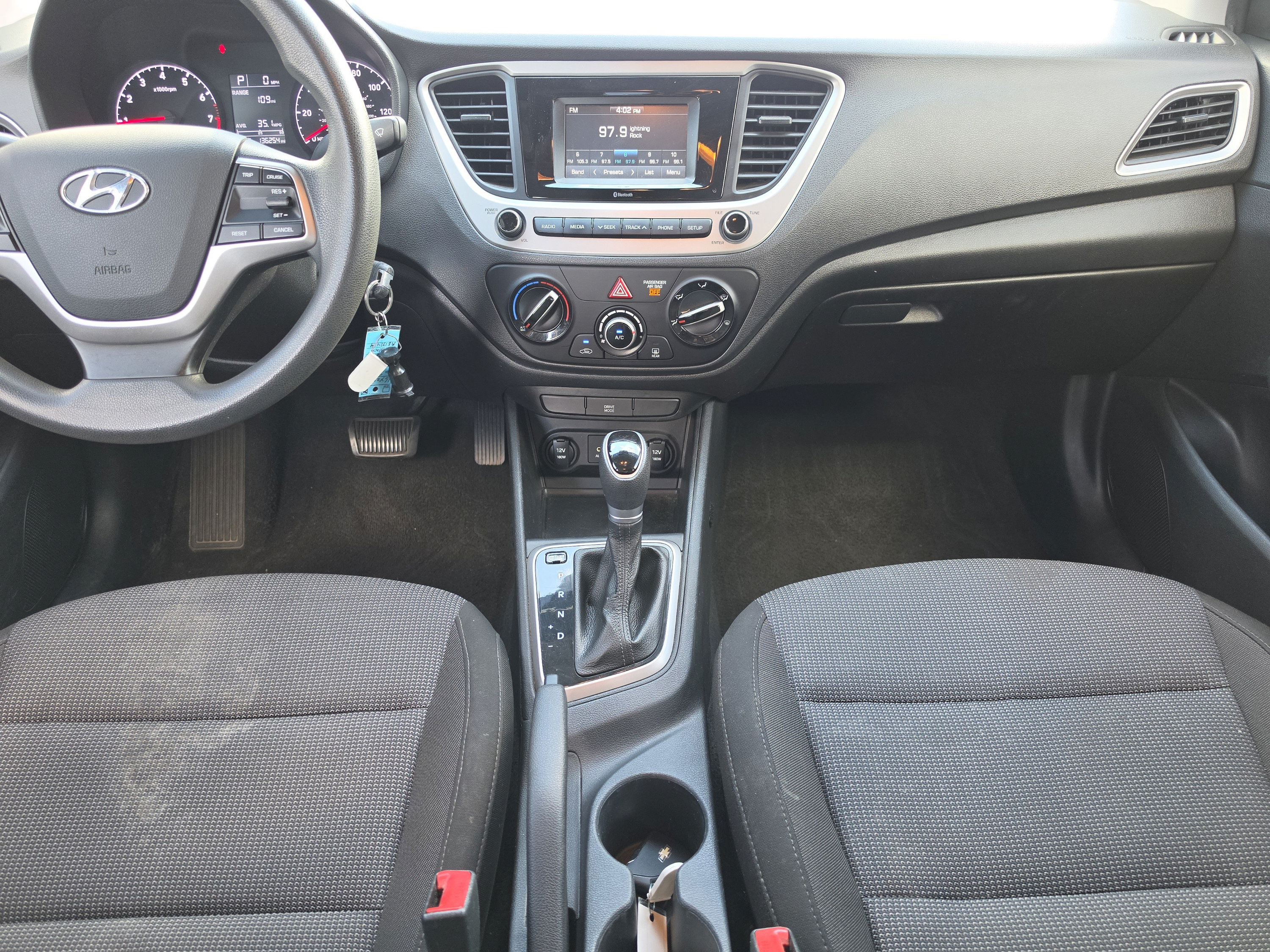 Used 2021 Hyundai Accent SE FWD image 19