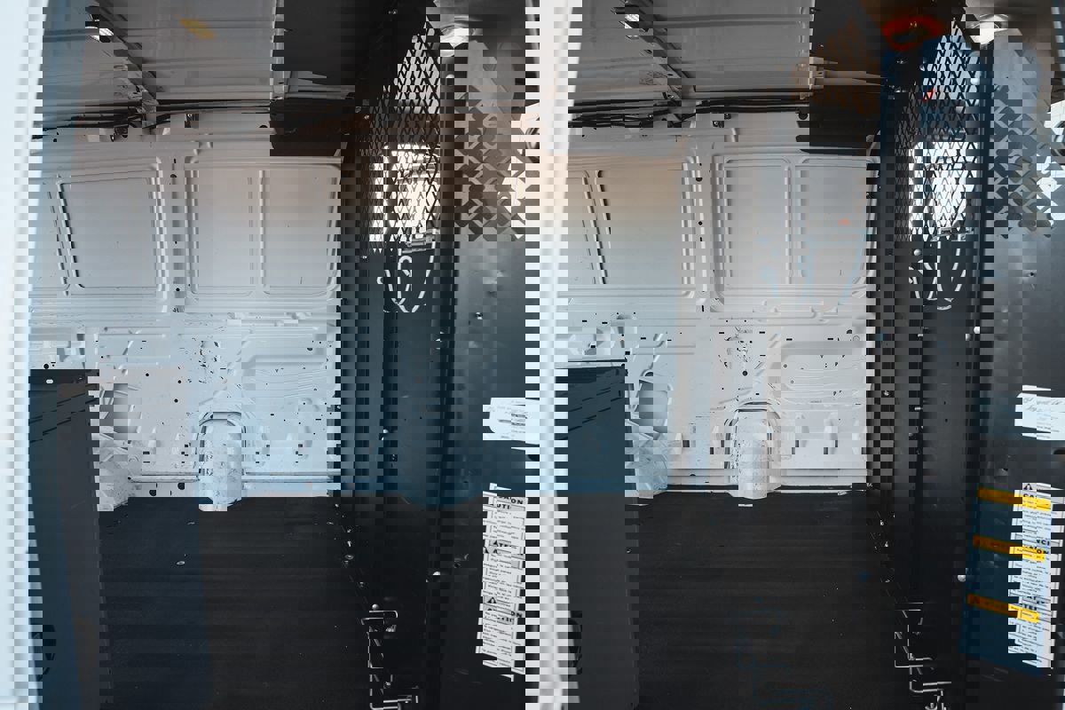 Used 2013 Ford E-150 and Econoline 150 image 9