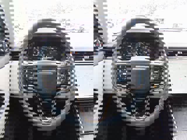 Used 2024 Land Rover Range Rover Evoque S image 21