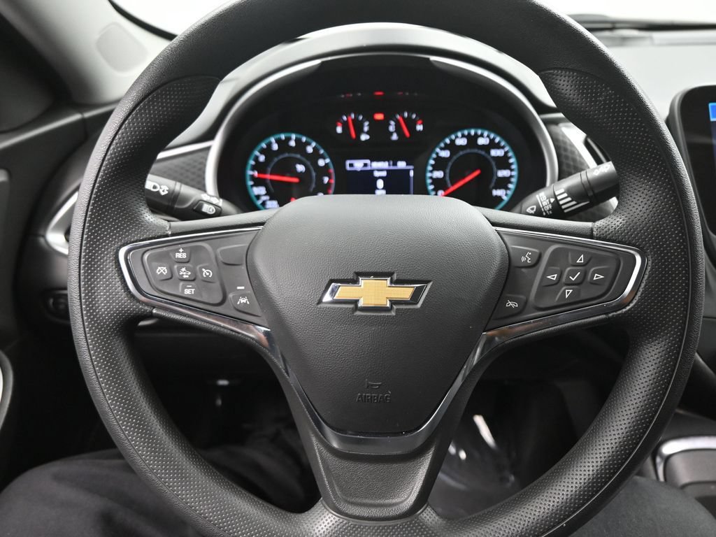 New 2024 Chevrolet Malibu LT FWD image 9