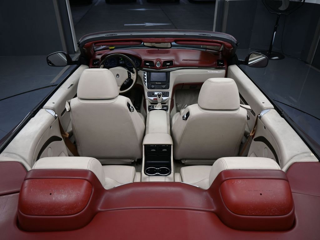 Used 2015 Maserati GranTurismo Convertible image 29