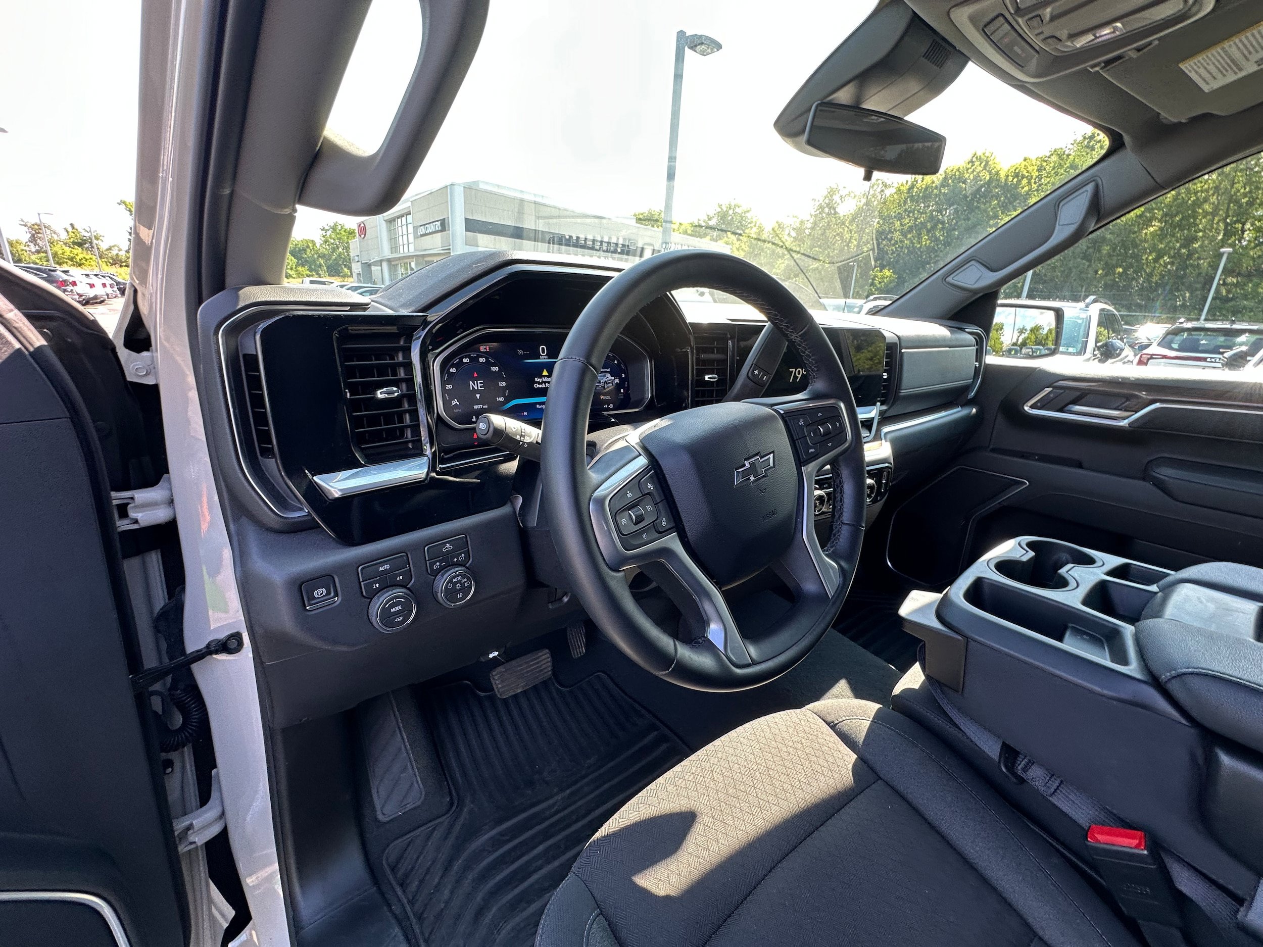 Used 2026 Chevrolet Silverado 1500 RST AWD/4WD image 21