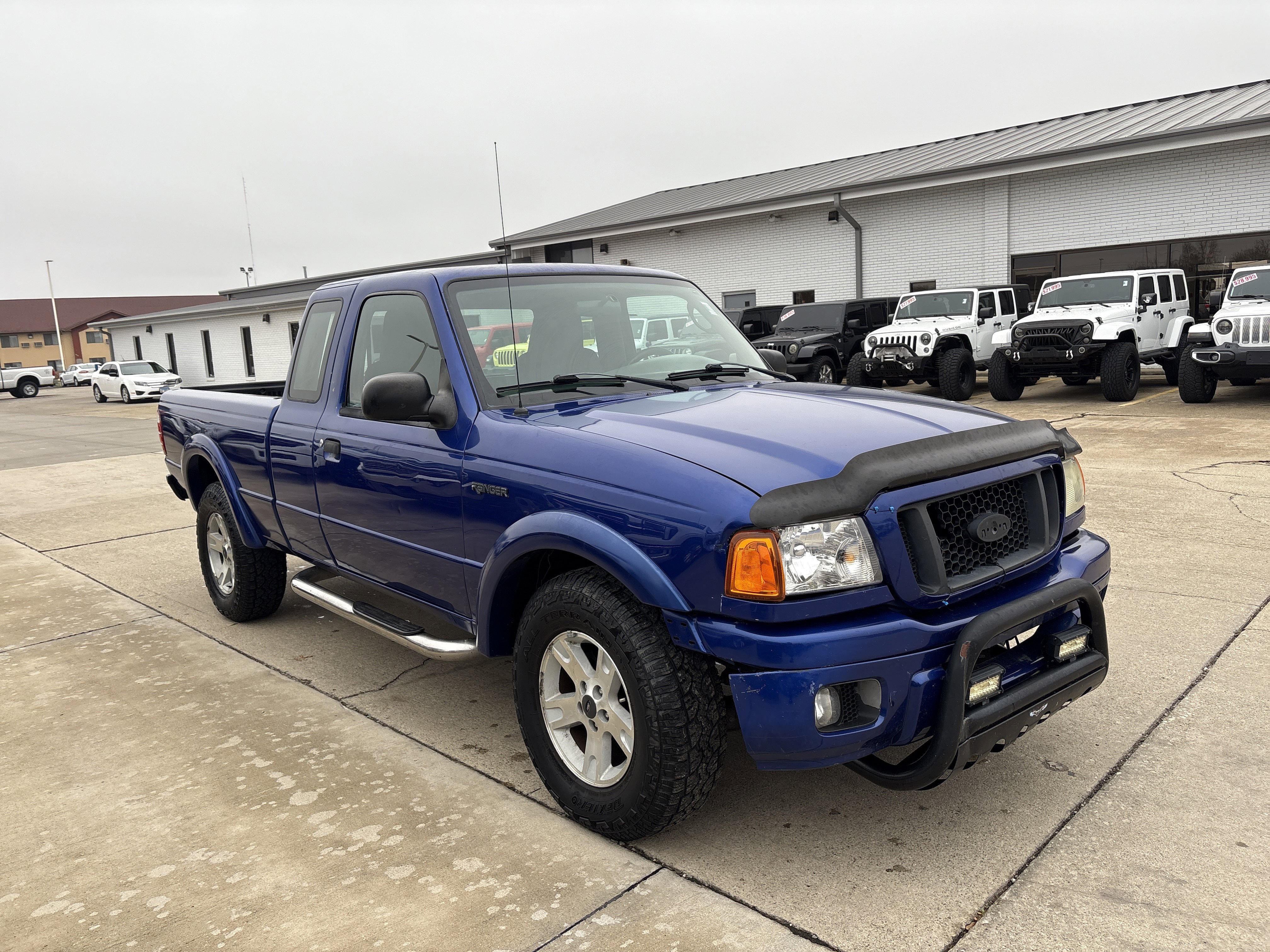 Used 2005 Ford Ranger XLT image 3