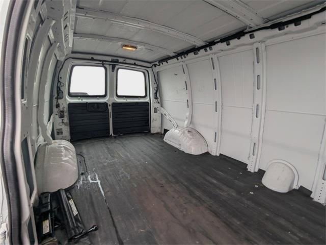 Used 2012 GMC Savana 2500 Extended w/ Power Package image 14