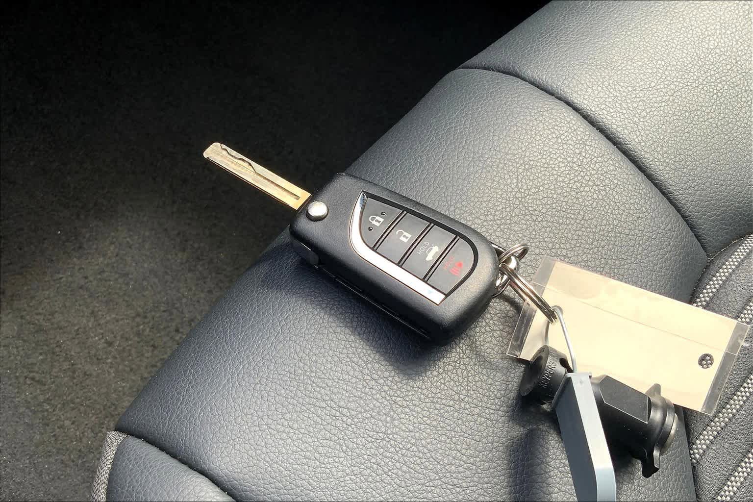 Used 2024 Toyota Camry SE FWD image 14