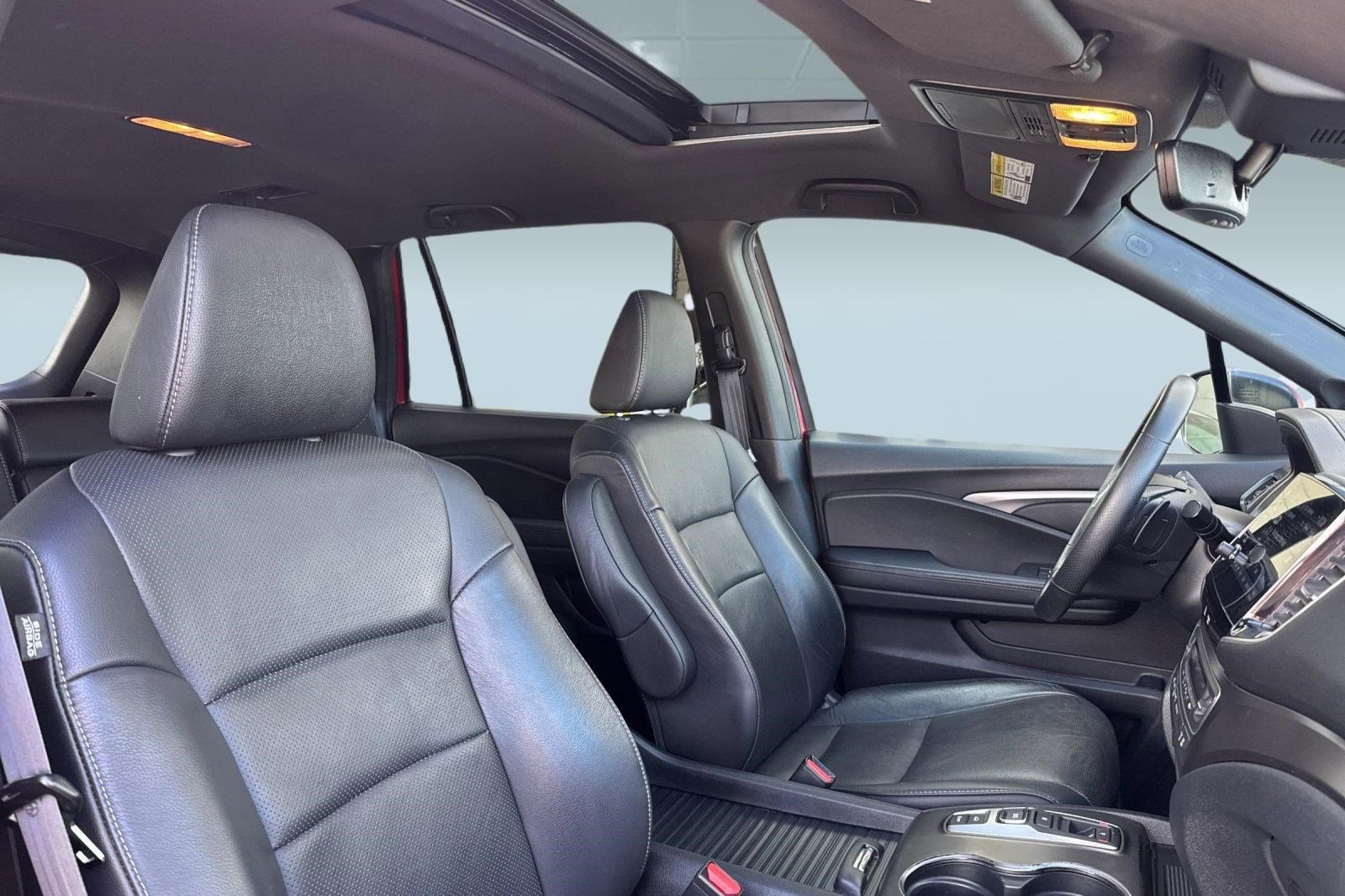 Used 2023 Honda Passport EX-L image 31