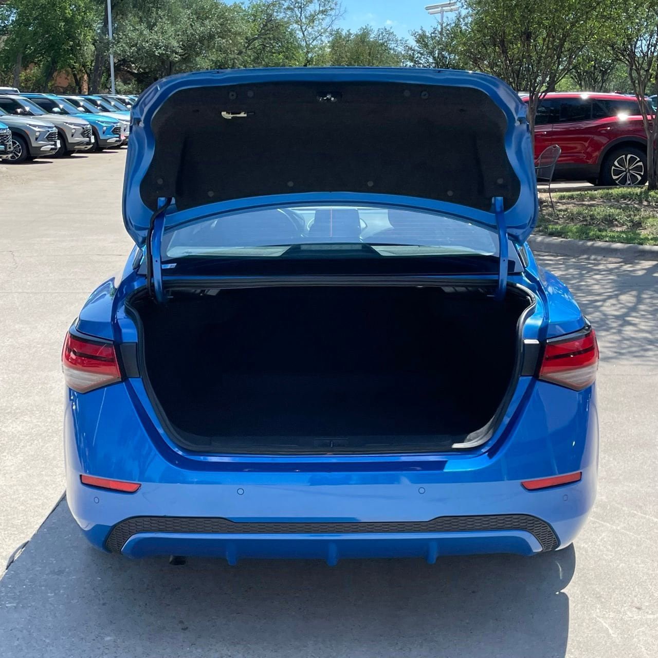 Used 2024 Nissan Sentra SV FWD image 26