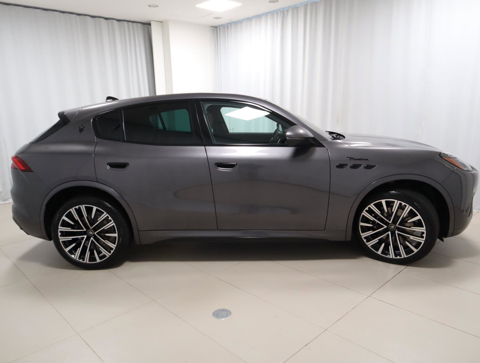 New 2025 Maserati Grecale Modena image 6