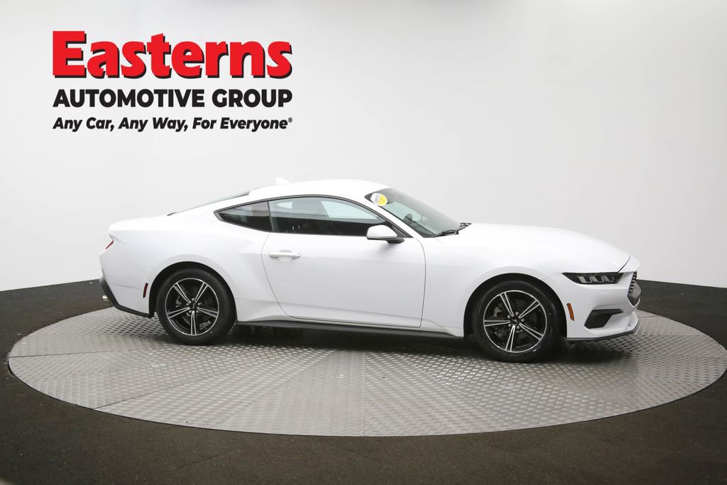 Used 2025 Ford Mustang Coupe image 44