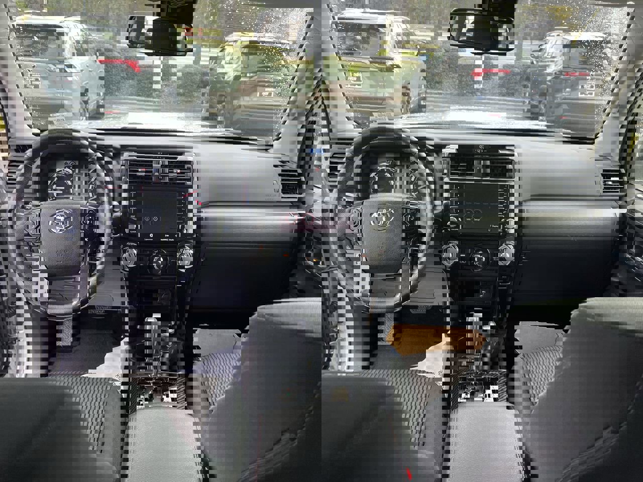 Used 2024 Toyota 4Runner TRD Off-Road image 31