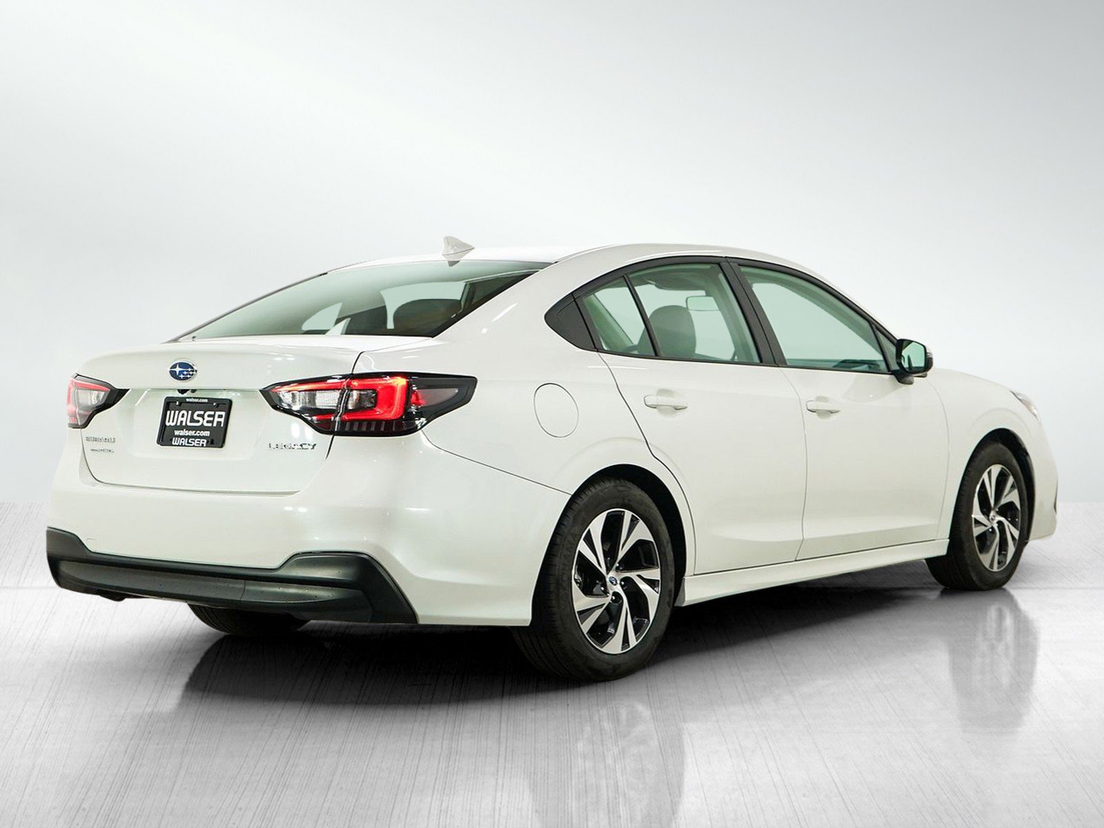 Used 2025 Subaru Legacy Premium AWD/4WD image 5