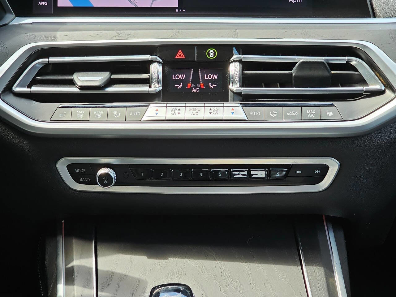 Used 2021 BMW X7 xDrive40i w/ Premium Package AWD/4WD image 26