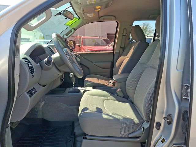 Used 2016 Nissan Frontier SV AWD/4WD image 14
