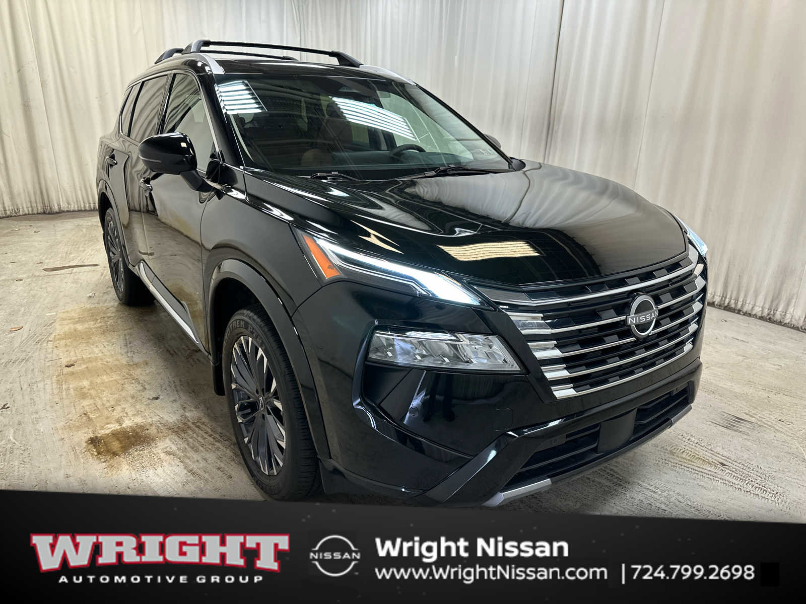 Certified 2025 Nissan Rogue Platinum image 1