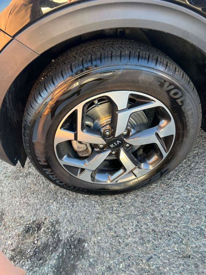 Used 2021 Kia Sportage LX w/ LX AWD Popular Package image 15
