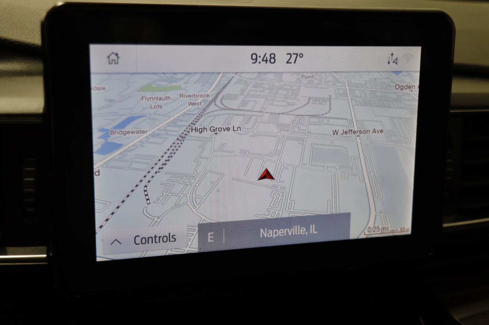 Used 2021 Ford Explorer Limited w/ Equipment Group 301A image 8