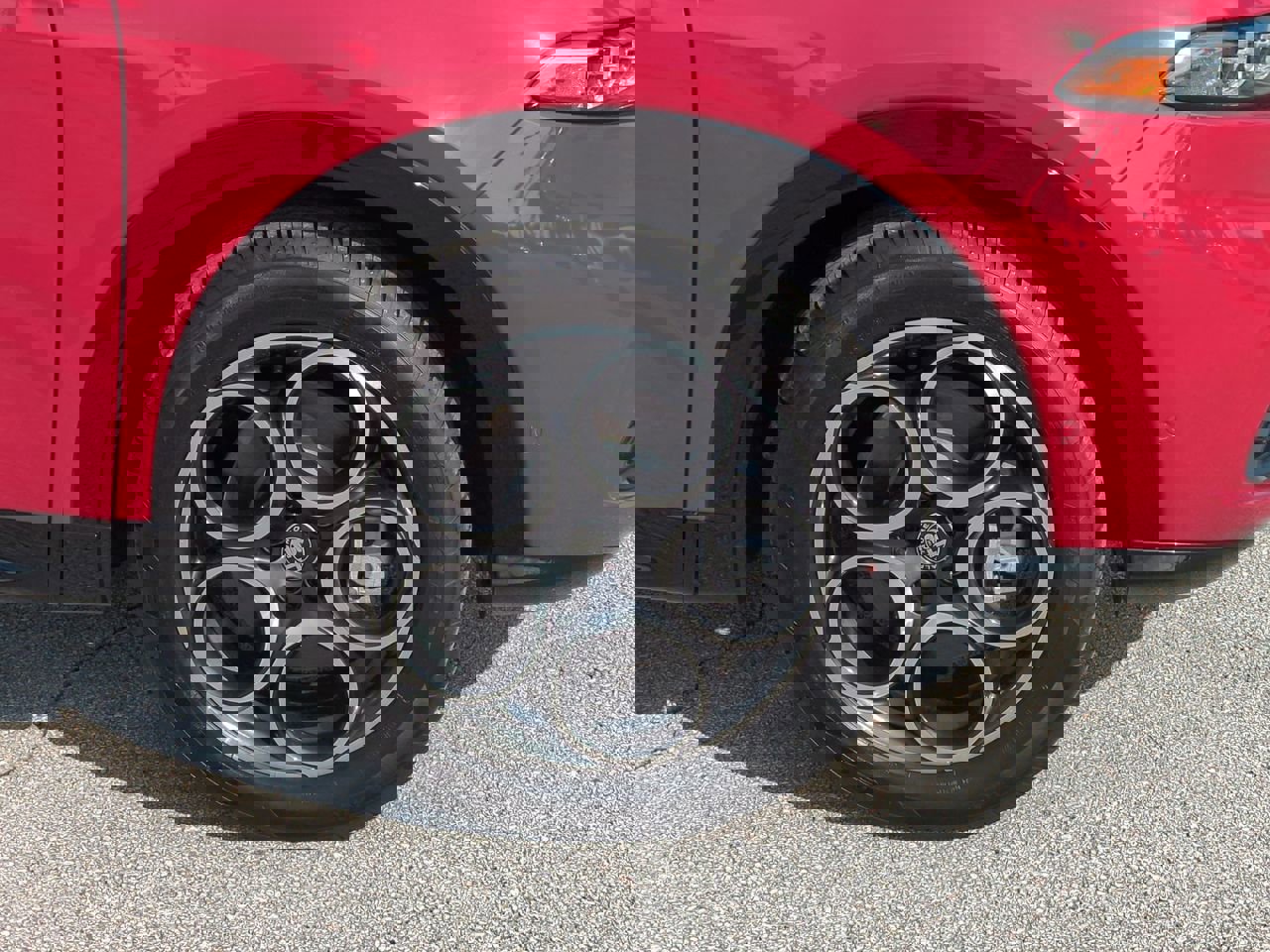 New 2025 Alfa Romeo Tonale w/ Active Assist Package image 10