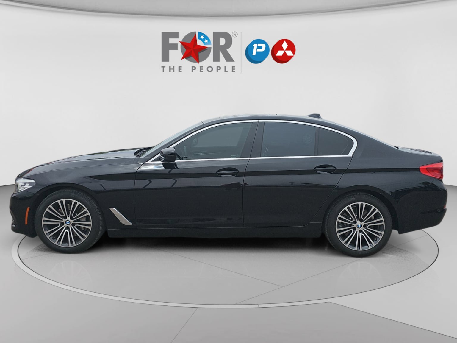 Used 2019 BMW 530i w/ Convenience Package RWD image 2