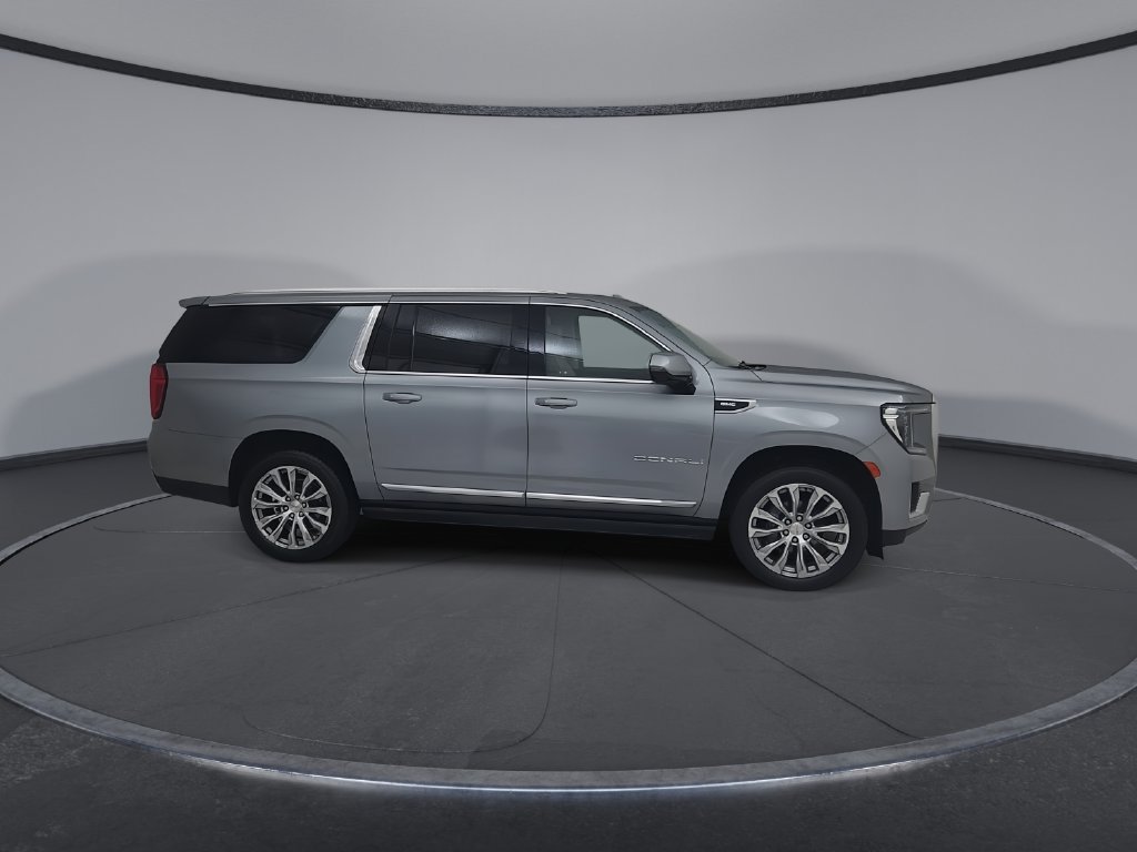 Used 2023 GMC Yukon XL Denali w/ Max Trailering Package AWD/4WD image 18
