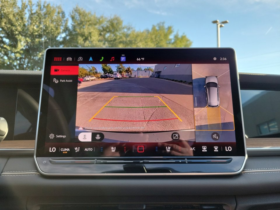 New 2026 Volkswagen Tiguan SEL R-Line image 19