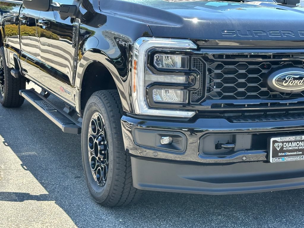 New 2026 Ford F350 Lariat w/ Black Appearance Package AWD/4WD image 14