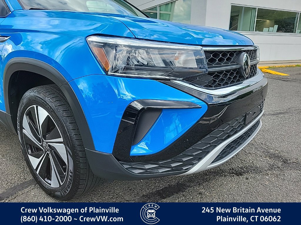 Certified 2024 Volkswagen Taos SE AWD/4WD image 21
